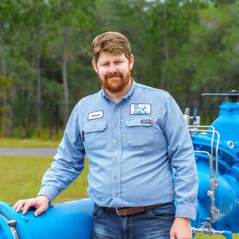 Image of water plant operator.